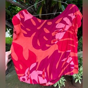 Manuhealii Monstera Top